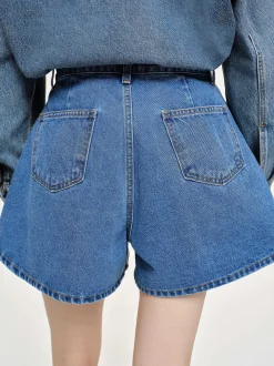 Frauen Source Unknown Kleidung<Ausgestellte Jeansshorts, Mittelblau