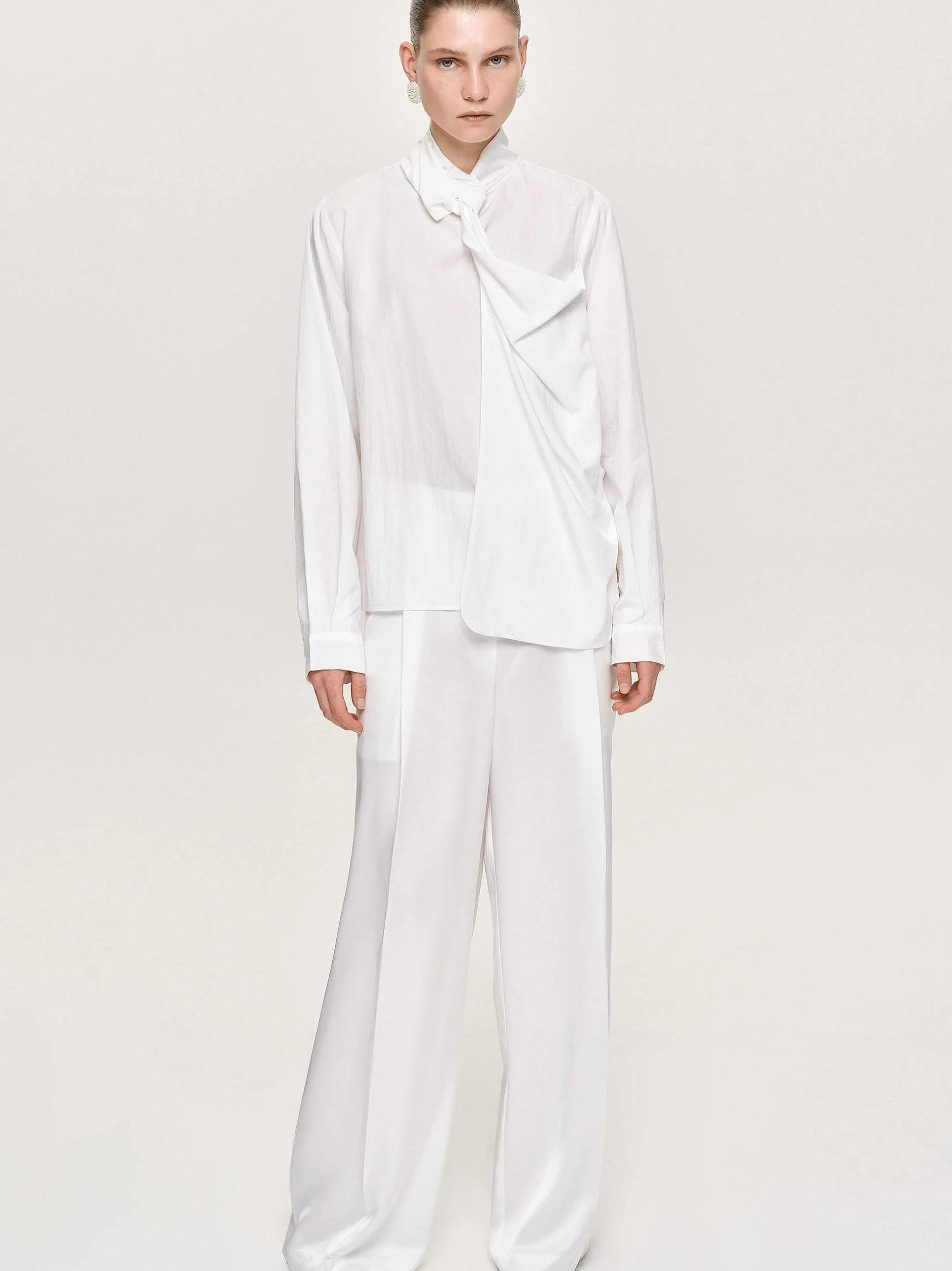 Frauen Source Unknown Oberteile<Bluse Mit Verdrehtem Schal Aus Netzstoff, Weis