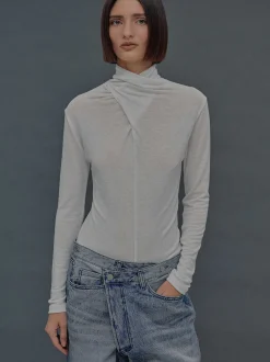 Frauen Source Unknown Oberteile<Daye-Woll-T-Shirt Mit Kreuzkragen, Weis