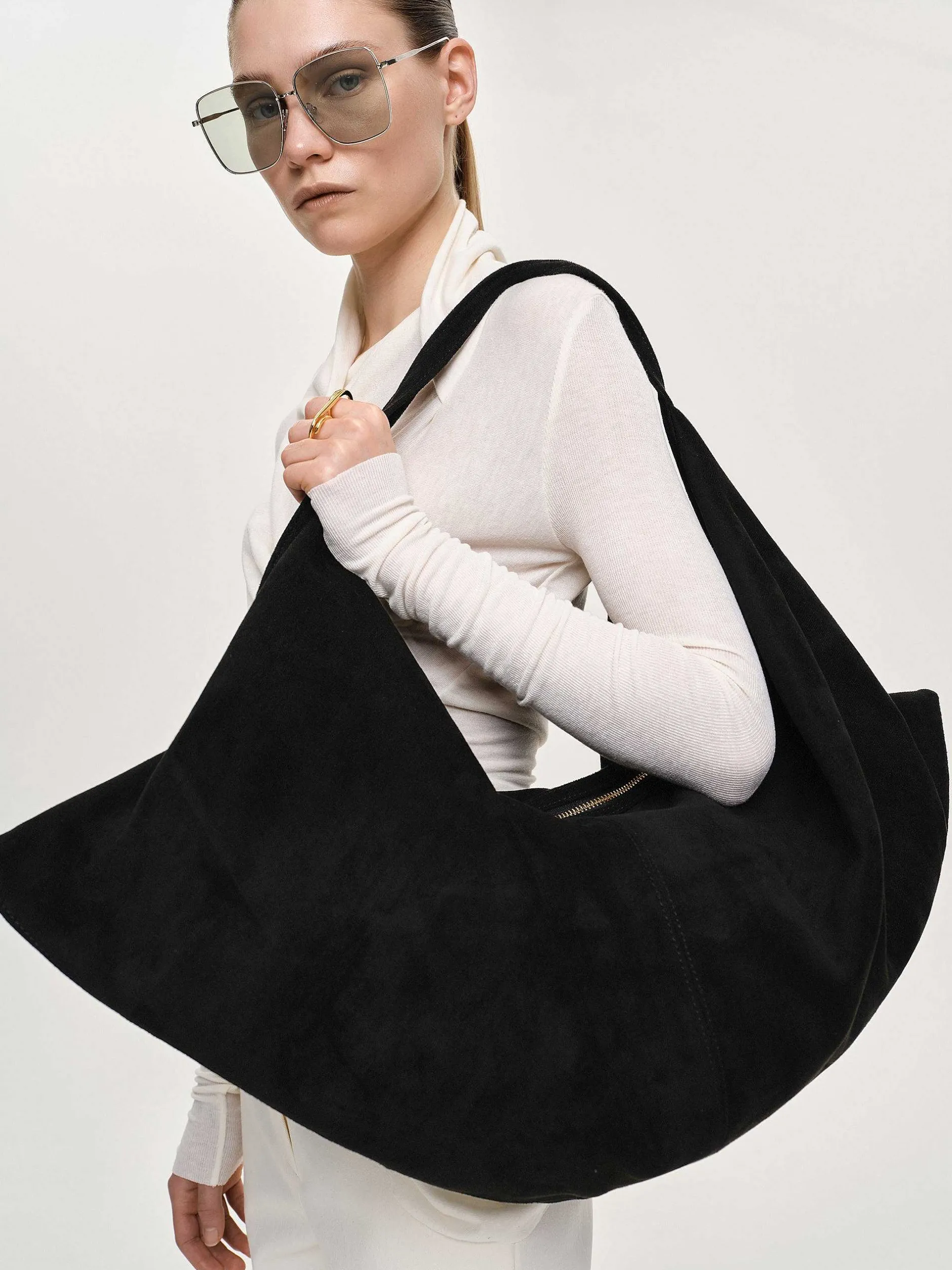 Frauen Source Unknown Kleidung<Grose Gluckskeks-Tasche, Wildleder Schwarz