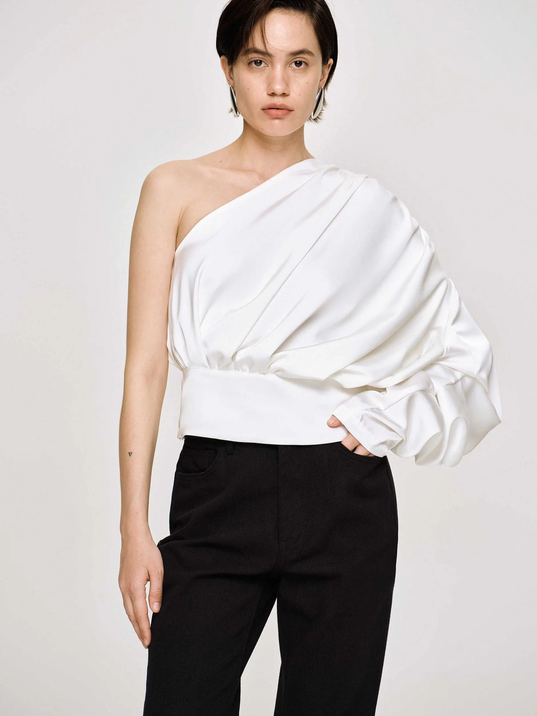 Frauen Source Unknown Oberteile<One-Shoulder-Bluse, Weis