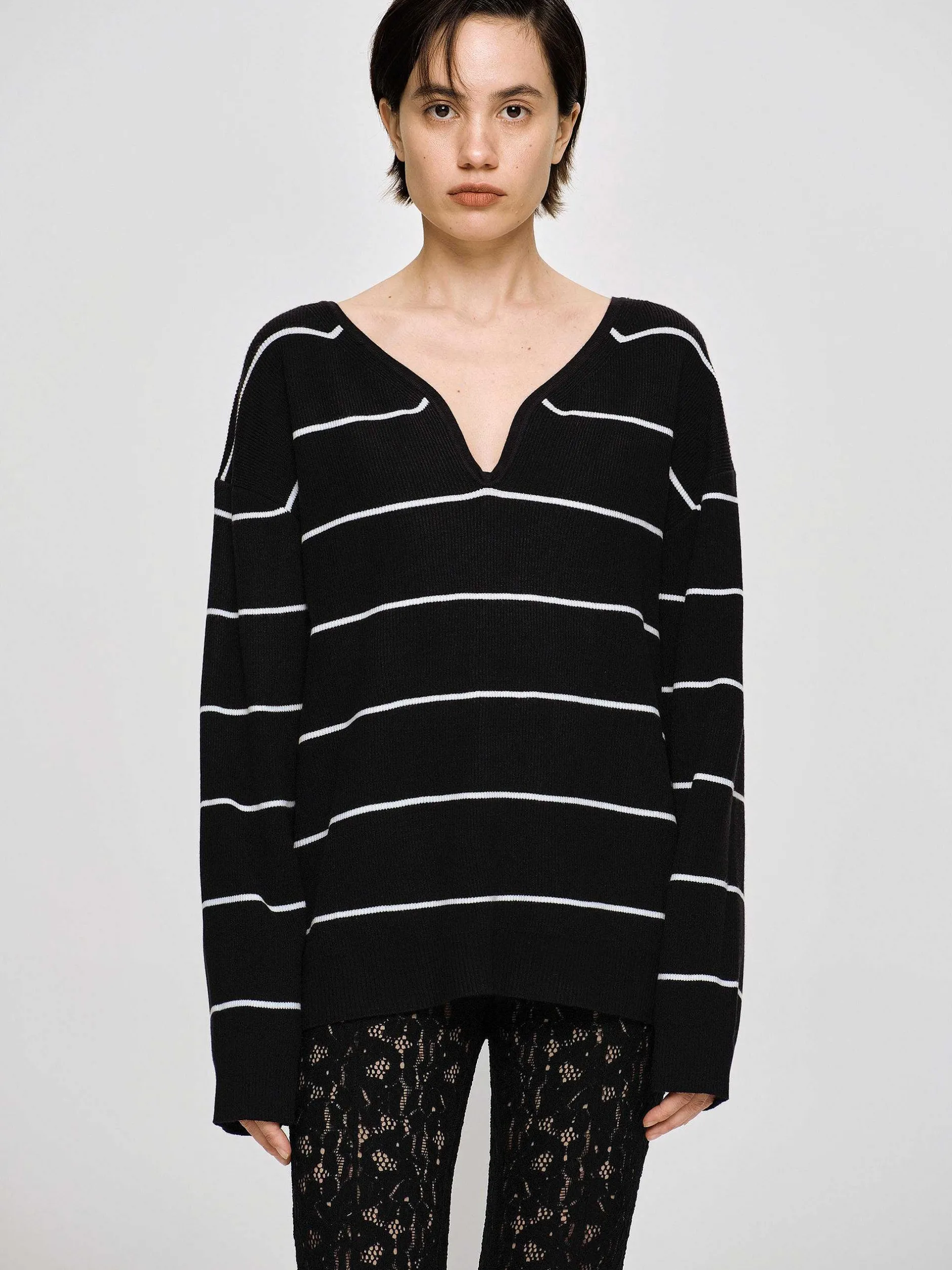 Frauen Source Unknown Kleidung<Pullover Mit Tiefem V-Ausschnitt, Schwarz
