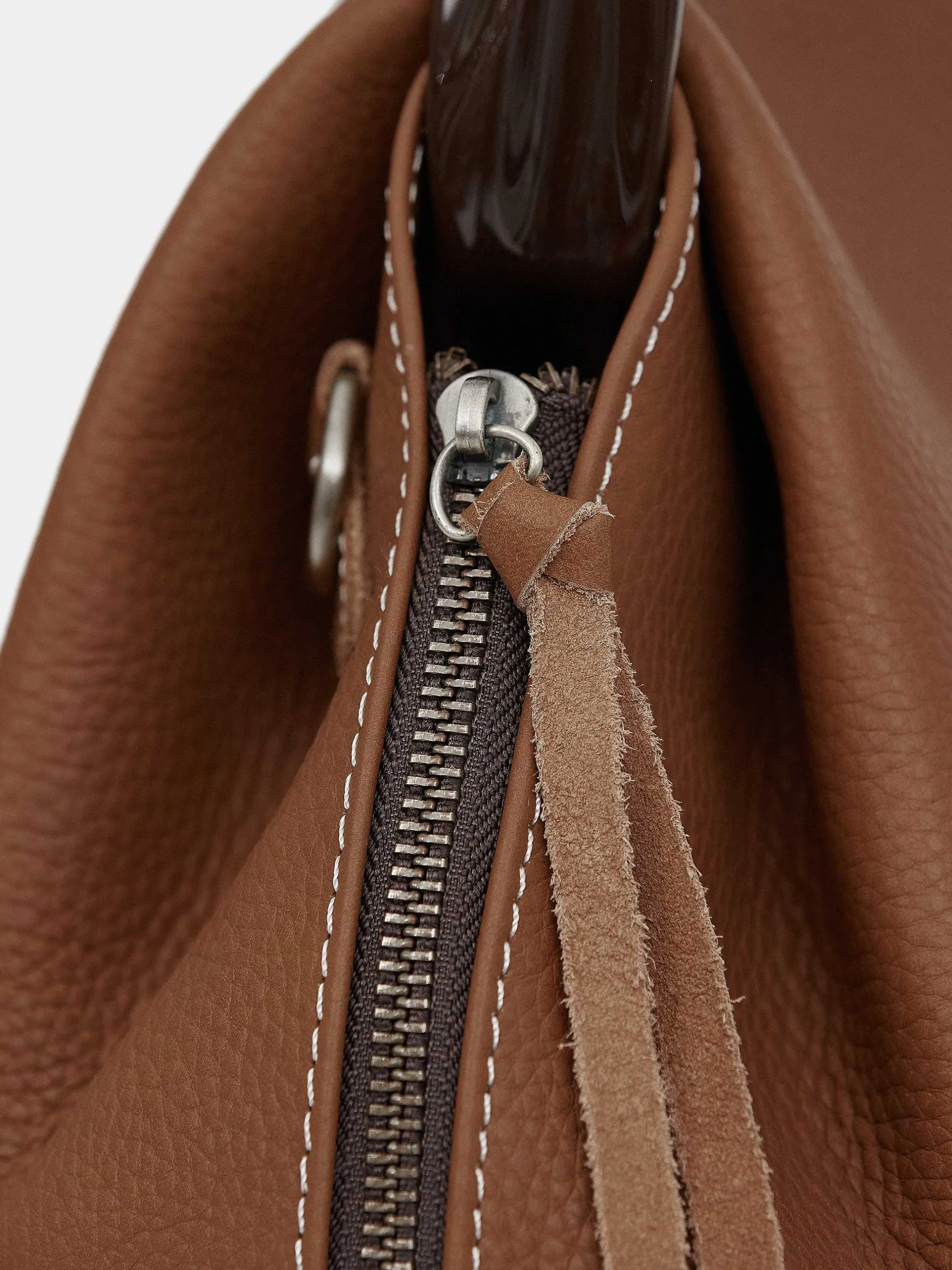 Frauen Source Unknown Schuhe & Taschen<Triangel-Tasche Aus Kalbsleder, Brunett