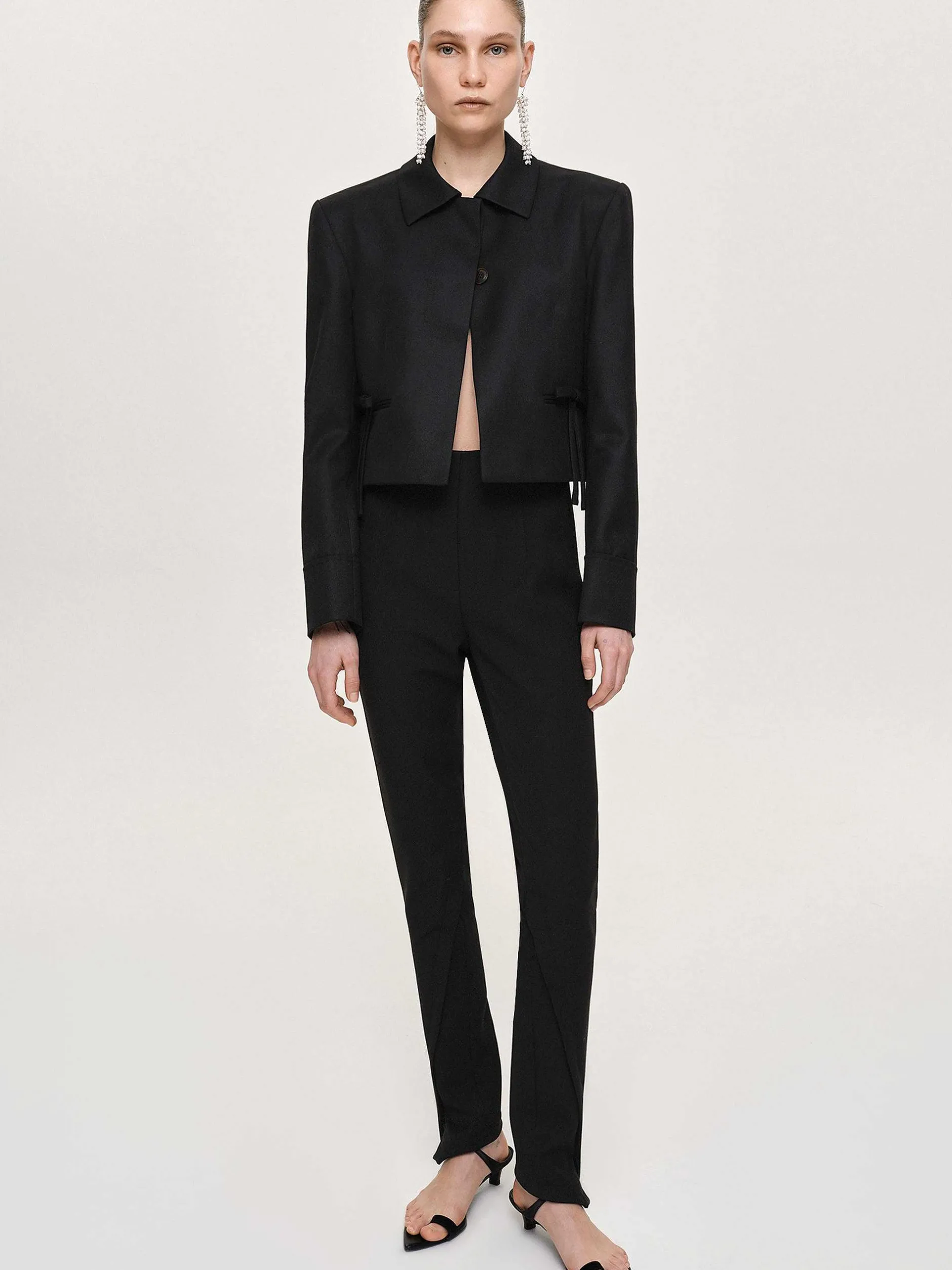 Frauen Source Unknown Unterteile<Tyia Schragschnitt-Slim-Hose, Schwarz